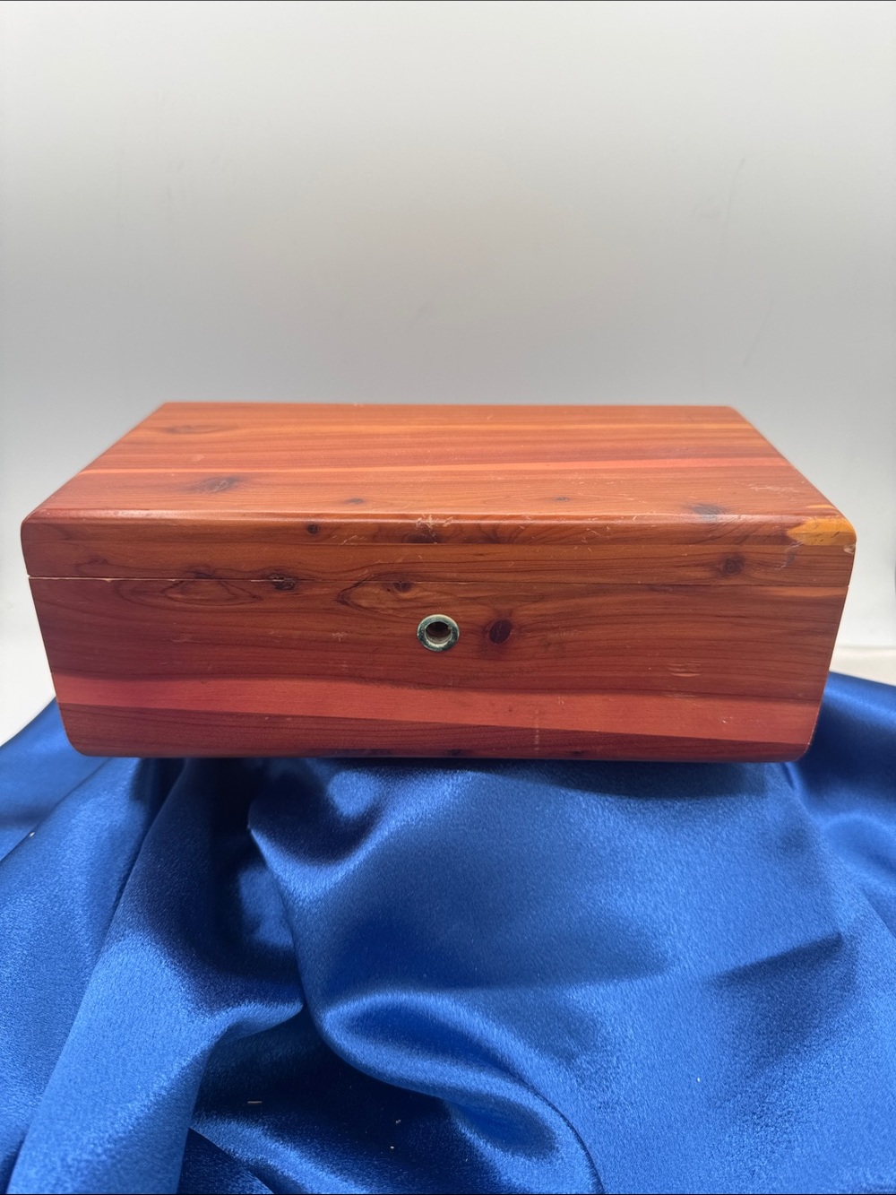 Cedar Wood Keepsake Box - Natural Brown